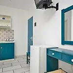 Aparthotel Semeli